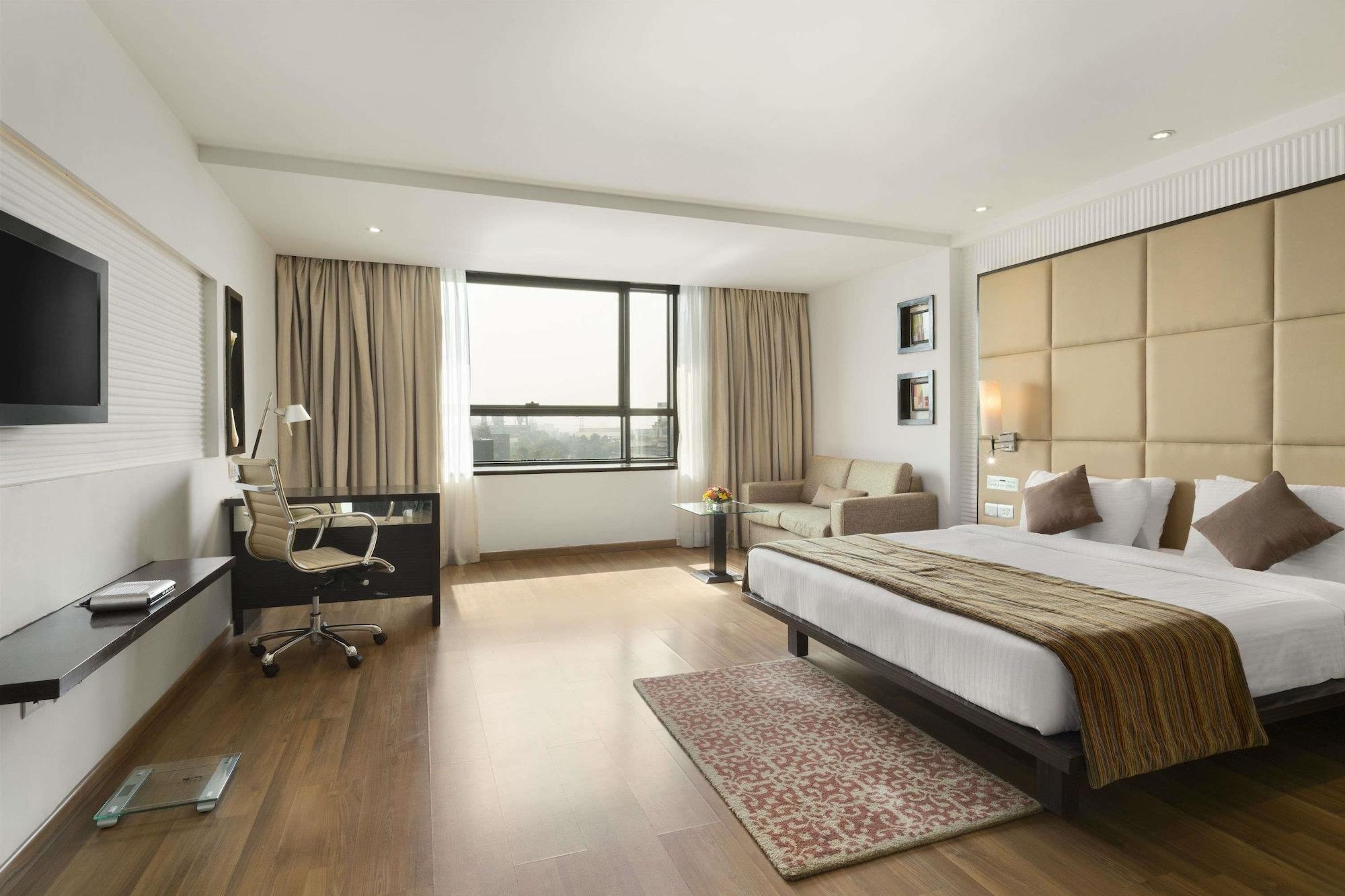 Hotel Ramada By Wyndham Navi Mumbai Esterno foto