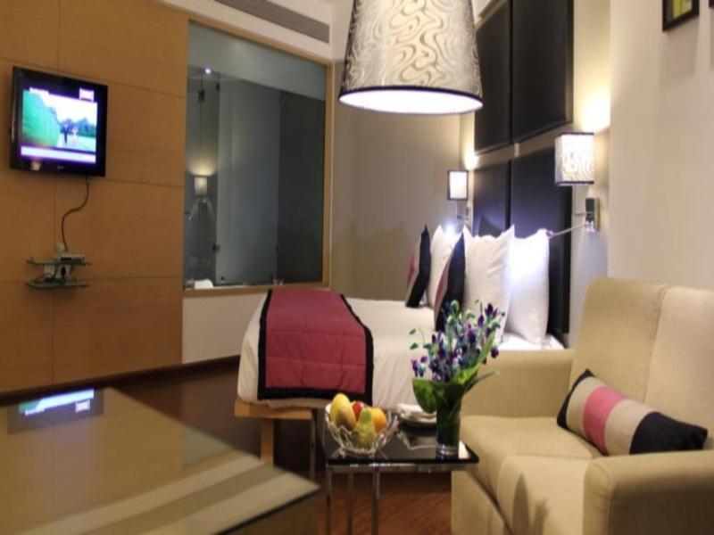 Hotel Ramada By Wyndham Navi Mumbai Esterno foto
