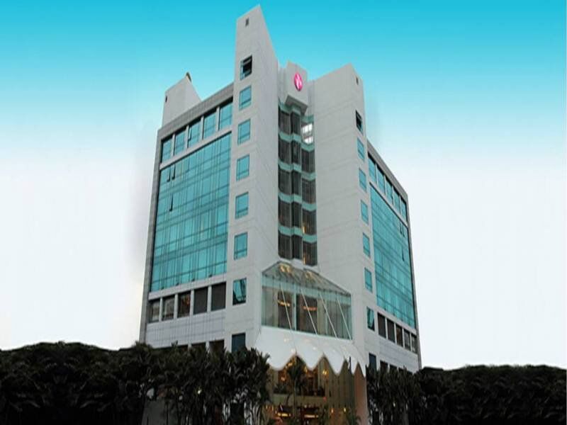 Hotel Ramada By Wyndham Navi Mumbai Esterno foto